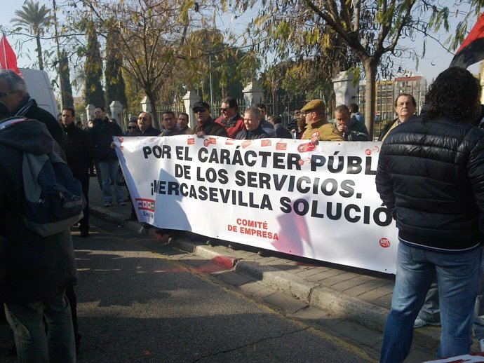 Manifestación Ante El Parlamento Andaluz