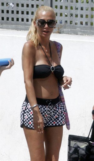 Belén Esteban En Biquini