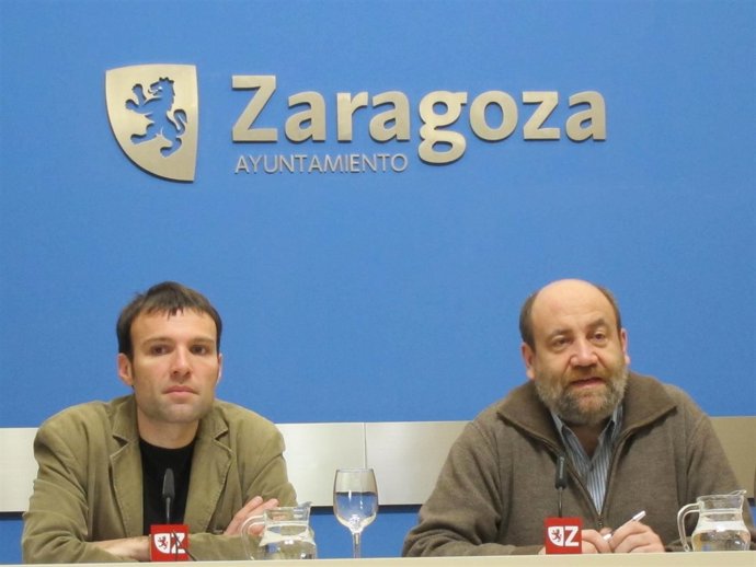 Alonso Y Muñoz (IU) En Sala De Prensa