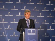 Esteban En Rueda De Prensa