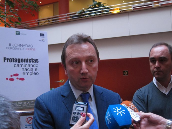 El Consejero De Empleo, Manuel Recio