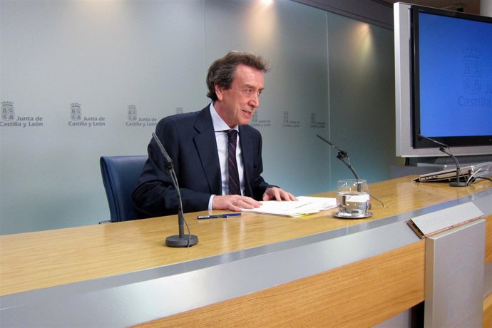 De Santiago-Juárez, En La Rueda De Prensa Posterior Al Consejo De Gobierno