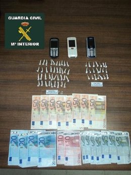 Materia Incautado Por Los Agentes