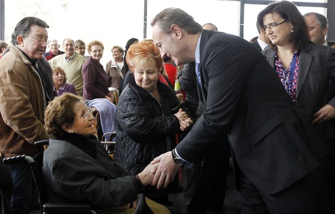 El President De La Generalitat, Alberto Fabra, Visita Almàssera