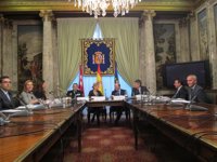 Cifuentes reconoce que la "seguridad sería una de las primeras cuestiones a tratar" si prospera el proyecto de Las Vegas