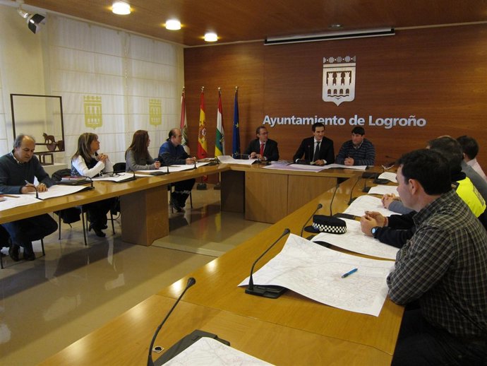 Imagen De La Mesa De Seguridad Vial