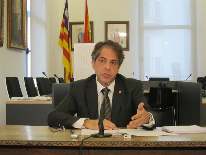 Rafael Bosch En El Ayuntamiento De Felanitx.