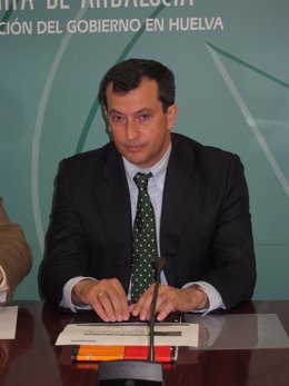 El Director De La Empresa De Tioxide Europe, Miguel Antonio Sánchez.