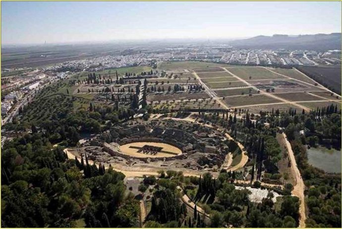 El Director De Museos Presenta El Plan Director De Itálica