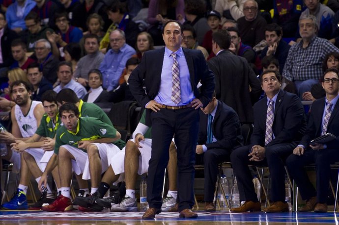 Jesús Mateo Entrenador Del Unicaja 