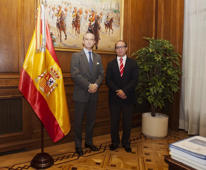 Delegado Del Gobierno En Melilla Con Director General De La Guardia Civil