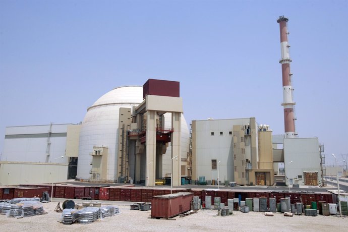 Reactor Nuclear De La Central De Bushehr (Irán)