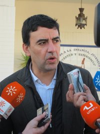 PSOE-A, "sorprendido" por imputación de Rivera, pide al PP cautela para no hacer "mal uso" de la instrucción en campaña