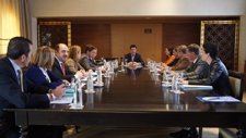 El Ministro José Manuel Soria Durante Una Reunión Con Patronales Turísticas 