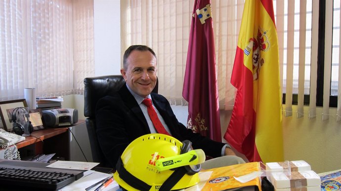 El Director General De Seguridad Ciudadana Y Emergencias De La Comunidad Autónom