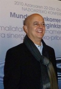 Odón Elorza no entiende la falta de debate público en las primarias del PSOE