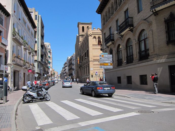 Una De Las Calles Principales De Huesca
