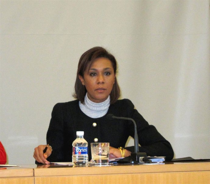 Lola Johnson en imagen de archivo