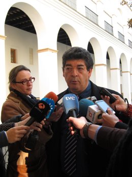 Valderas, Hoy En El Parlamento Andaluz