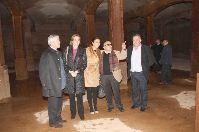 Representantes De Las Distintas Instituciones Implicadas En Las Obras Del Centro