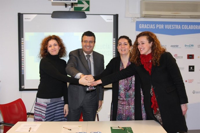 Imagen De La Firma Del Convenio