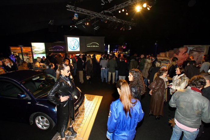 Exposición Del Volkswagen Beetle En Madrid