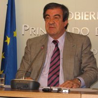Cascos: "No sé si Rajoy conoce lo que el PP está haciendo en Asturias"