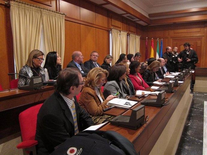 Bancada Del Gobierno Municipal Del PP En El Ayuntamiento De Córdoba