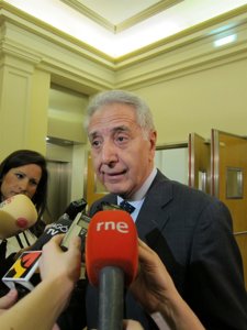 El Consejero De Agricultura, Ganadería Y Medio Ambiente, Modesto Lobón.