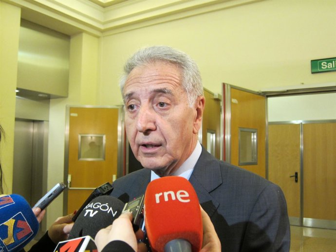 El Consejero De Agricultura, Ganadería Y Medio Ambiente, Modesto Lobón.