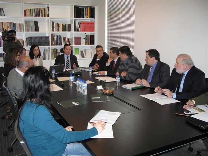 Javier Erro Preside La Reunión Del Consejo Riojano Del Autónomo