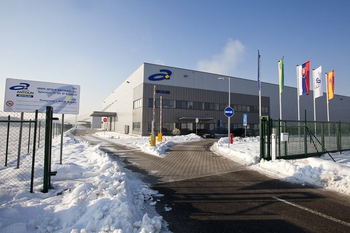Nueva Planta De Grupo Antolín En Eslovaquia