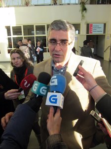 Carlos Aymerich En Declaraciones A Los Medios En La Asamblea Del BNG