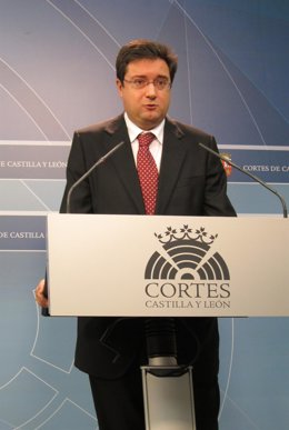Óscar López
