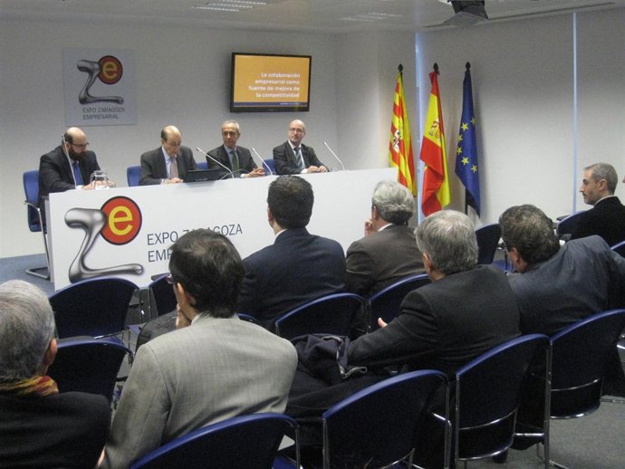 El Consejero Fernández De Alarcón En El Encuentro Sobre Dinamiza