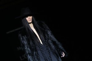 Modelo De Roberto Verino En Mercedes-Benz Fashion Week Madrid