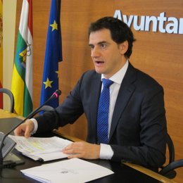 El Portavoz Del Gobierno Municipal Miguel Sáinz