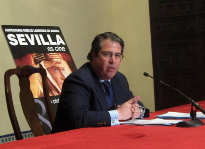 El Concejal De Empleo, Fiestas Mayores Y Turismo De Sevilla, Gregorio Serrano