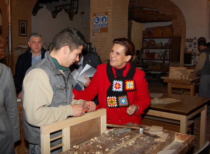 Rosa Torres, En Su Visita Al Centro
