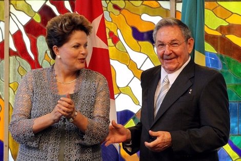 Dilma Rousseff Y Raúl Castro