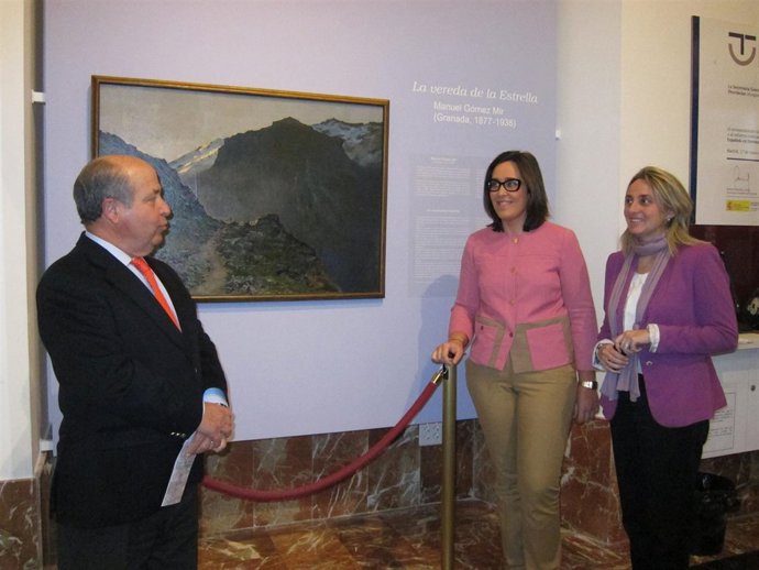 El Alcalde De Granada, José Torres Hurtado, En La Oficina De Turismo