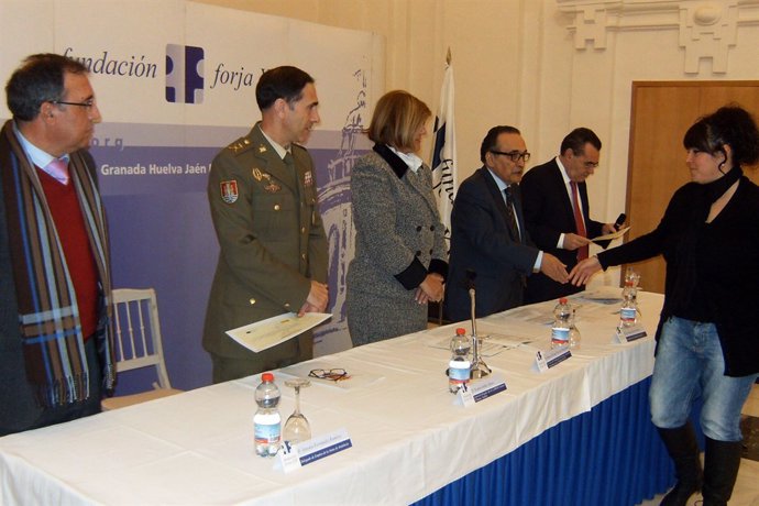 Un Momento De La Entrega De Diplomas