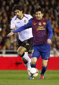Valencia y Barça chocan en Mestalla