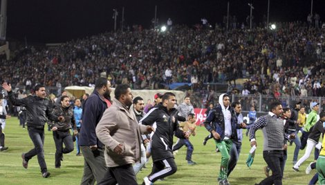 Enfrentamientos En Un Estadio De Fútbol De Port Said, En Egipto