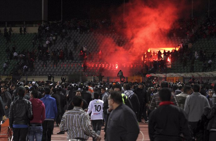 Enfrentamientos En Un Estadio De Fútbol En Egipto