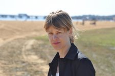 La Periodista Y Escritora Emma Reverter