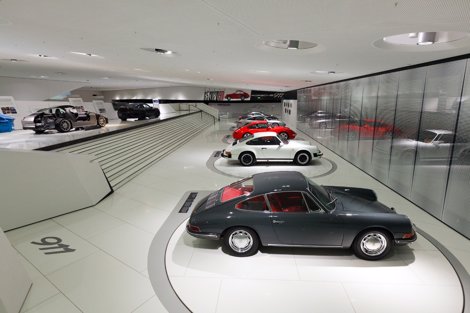 Exposición Sobre El 911 En El Museo Porsche De Stuttgart