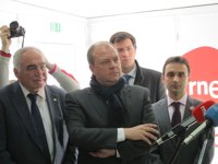 Monago resalta el trabajo "mañana, tarde y noche" del Gobierno extremeño para "torcer" la "tendencia"