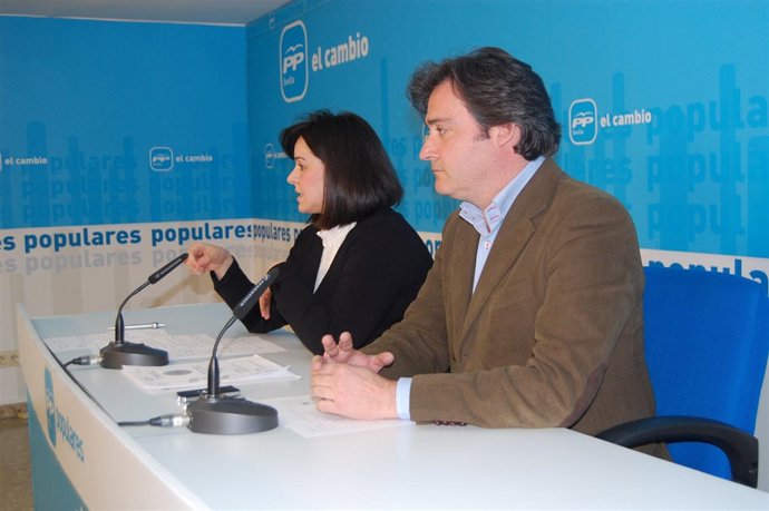 Virinia Pérez Y Eloy Carmona.