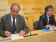 El Conseller De Interior, Felip Puig, Y Dtor Gnral Protección Civil, Manel Pardo